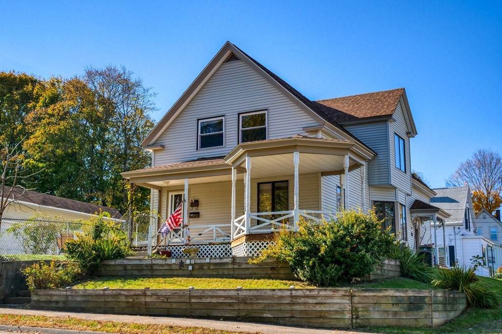 180 Coburn Ave - Photo 1