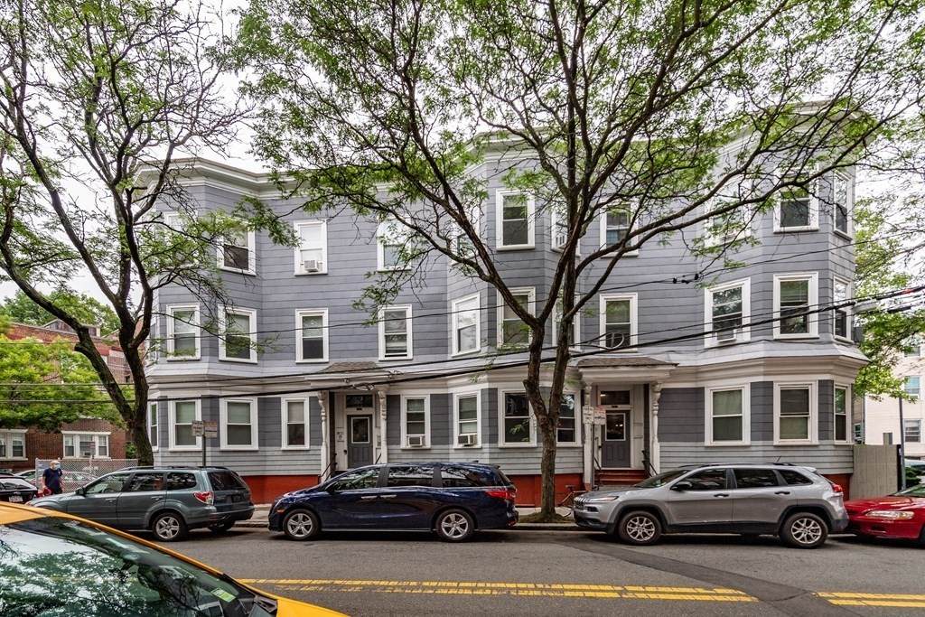 252-254 Windsor Street - Photo 1
