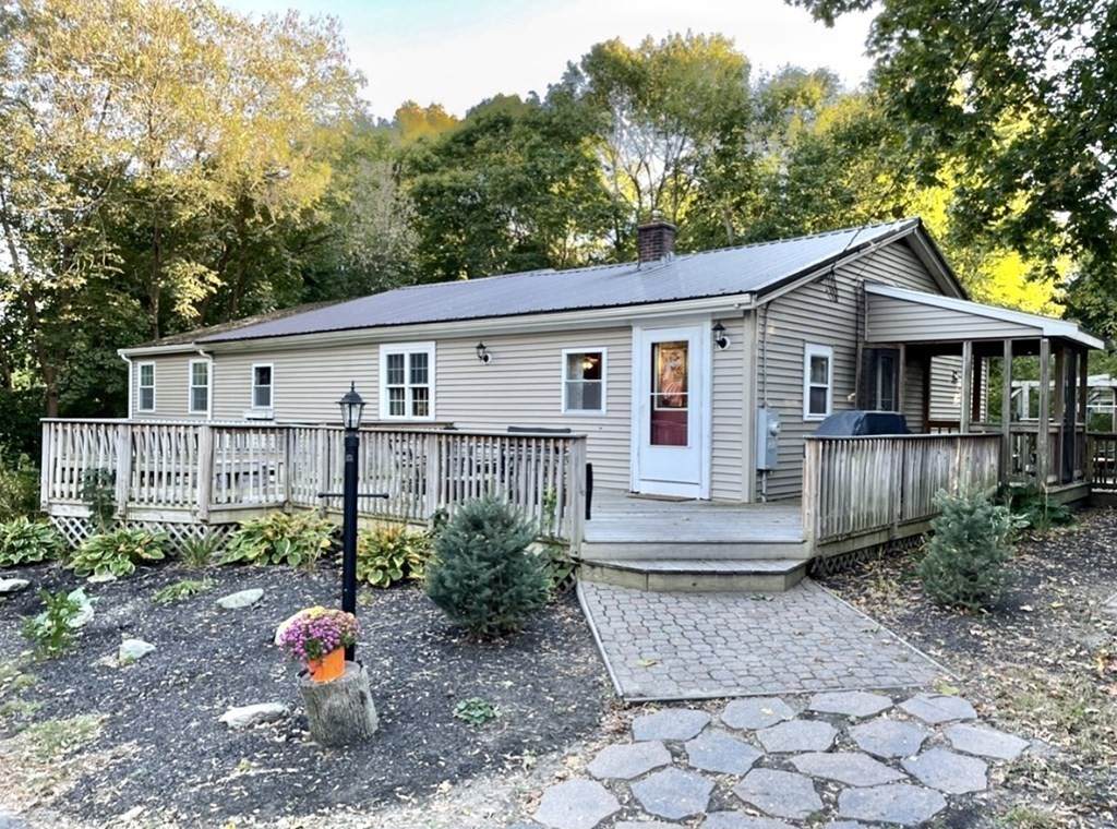35 Webster Street - Photo 1