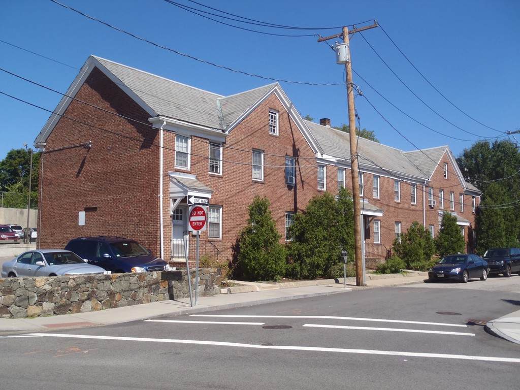 2 Cross St - Photo 1