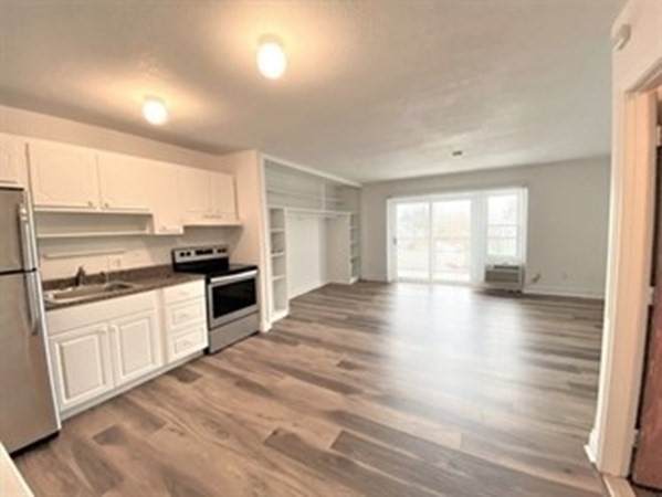 625 Main Street - Photo 1