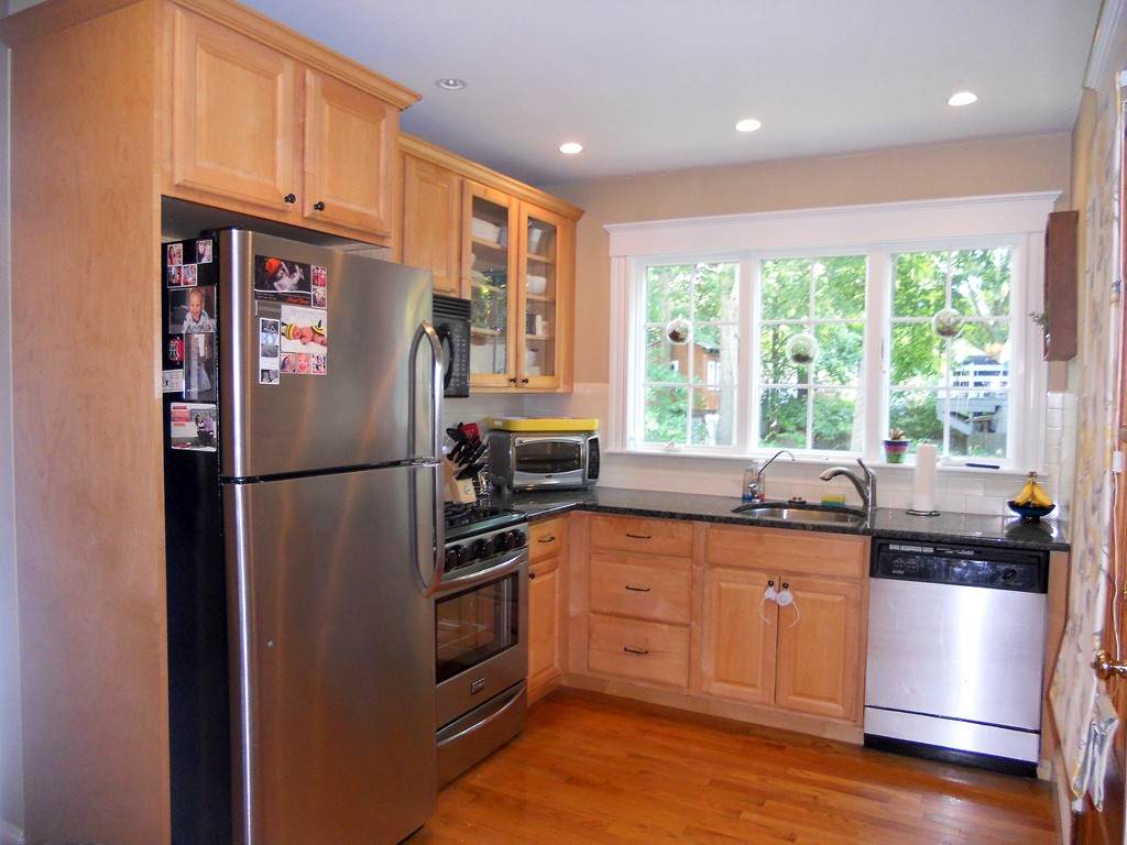 44 Madison Ave - Photo 1