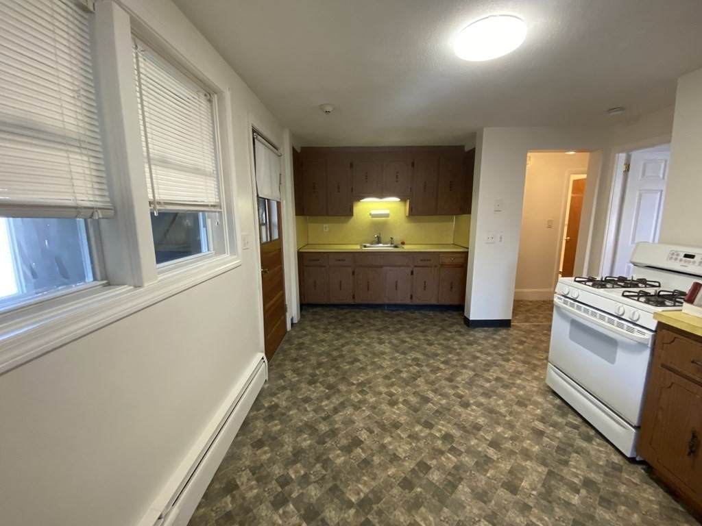 70 Waite Street - Photo 1