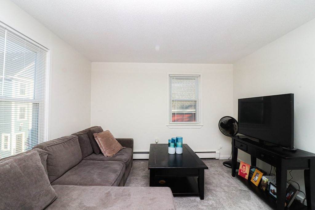 44 Vale - Photo 1