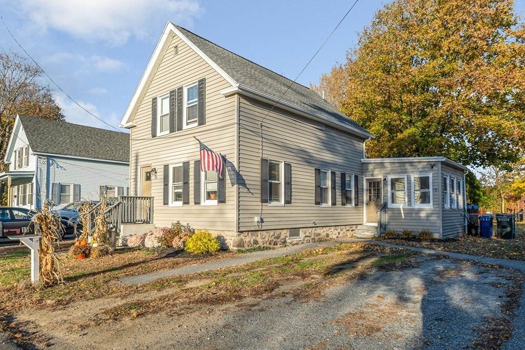 15 Cottage St - Photo 1