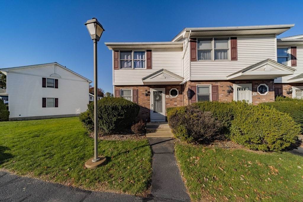 55 Empire St - Photo 1