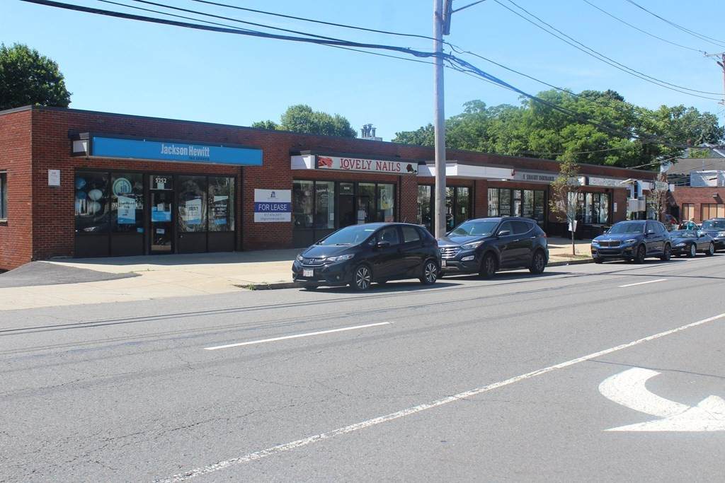 5252 Washington St - Photo 1