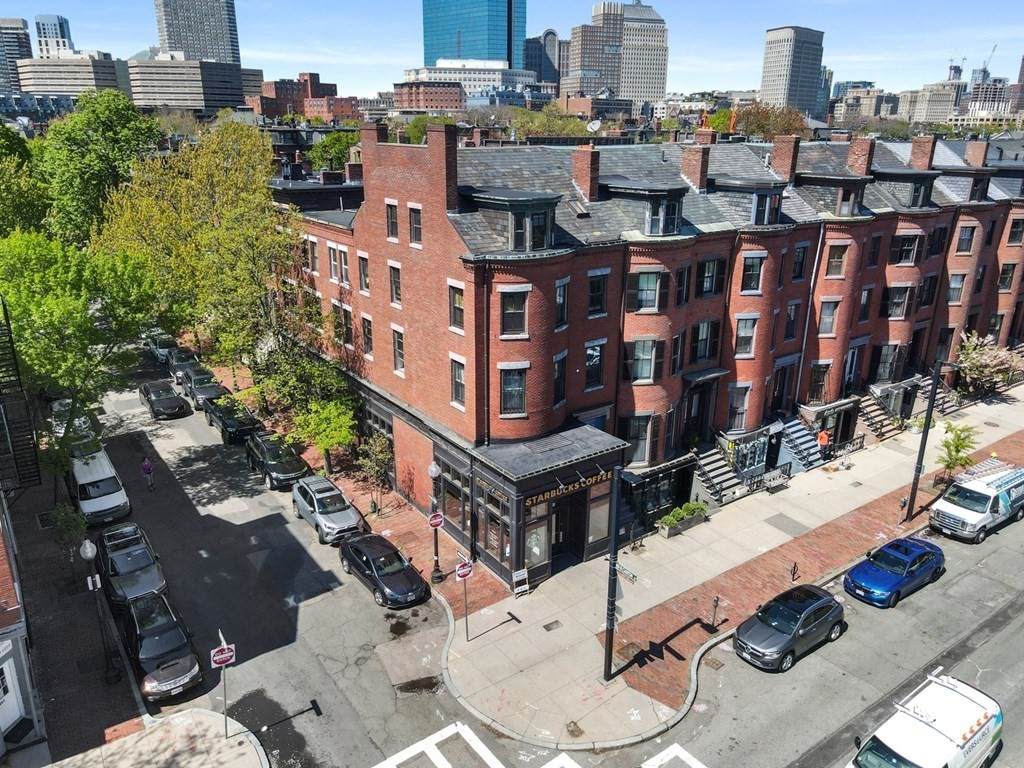 627 Tremont St - Photo 1