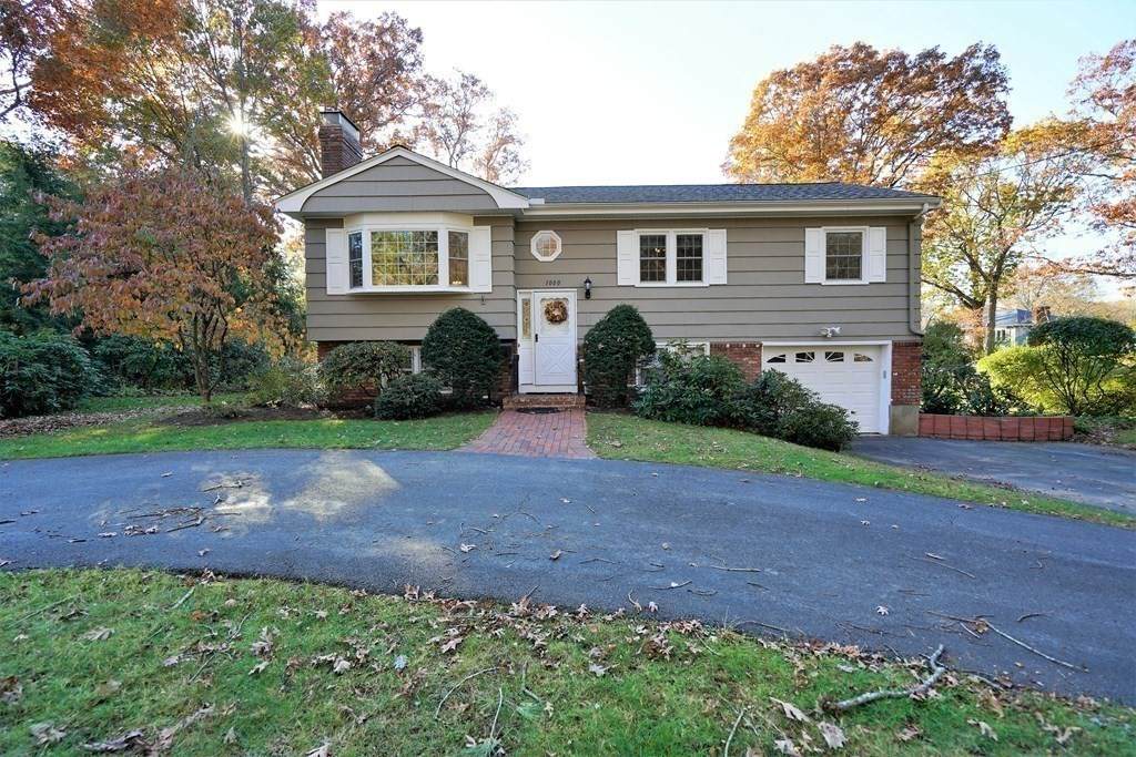 1000 Mount Hope St - Photo 1