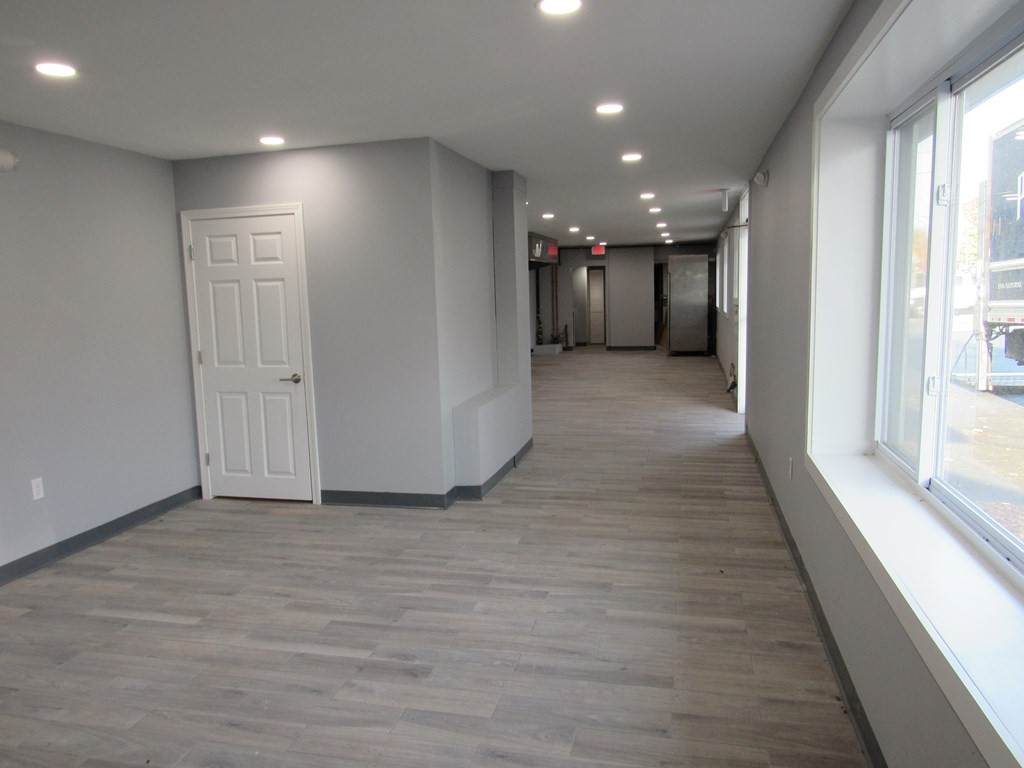 206 Merriam Ave - Photo 1