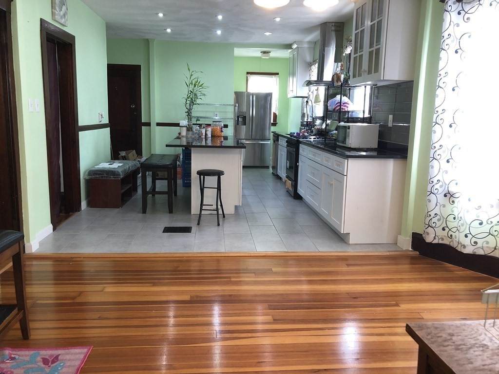 23-25 Lincoln St - Photo 1