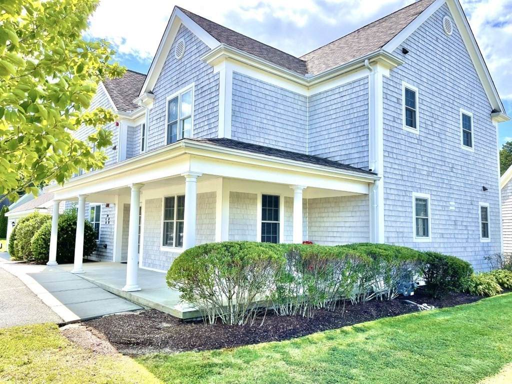 24 Center St - Photo 1