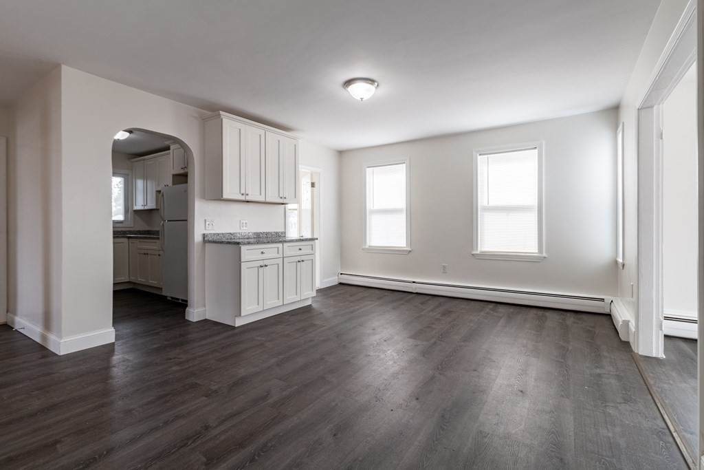 237 Jefferson Ave - Photo 1