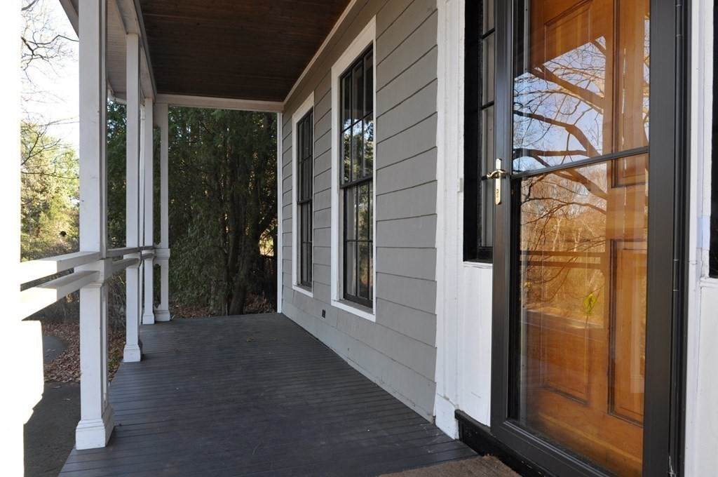162 Marrett - Photo 1