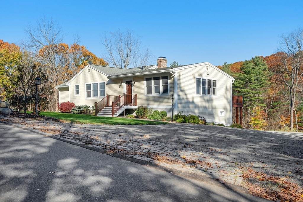 64 Wenham Road - Photo 1