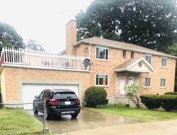 21-23 Maplewood - Photo 1