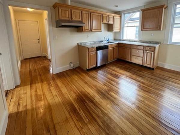 38 Irving Street - Photo 1