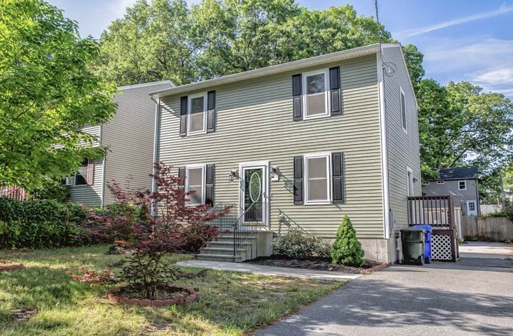 23 Baywood St - Photo 1
