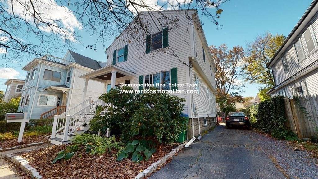 43 Greenleaf Ave - Photo 1