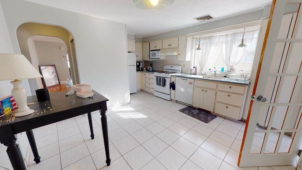 72 Putnam Rd - Photo 1