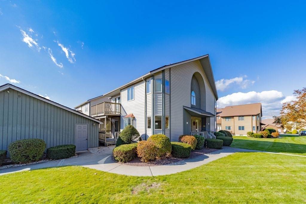 147 Pine Grove Dr - Photo 1