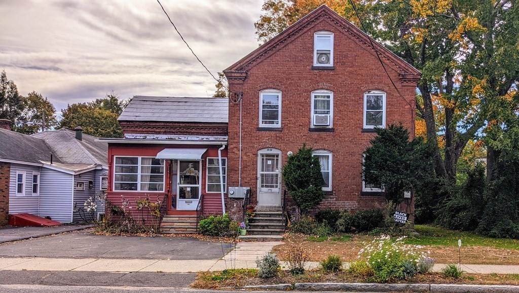 40 Holyoke St - Photo 1