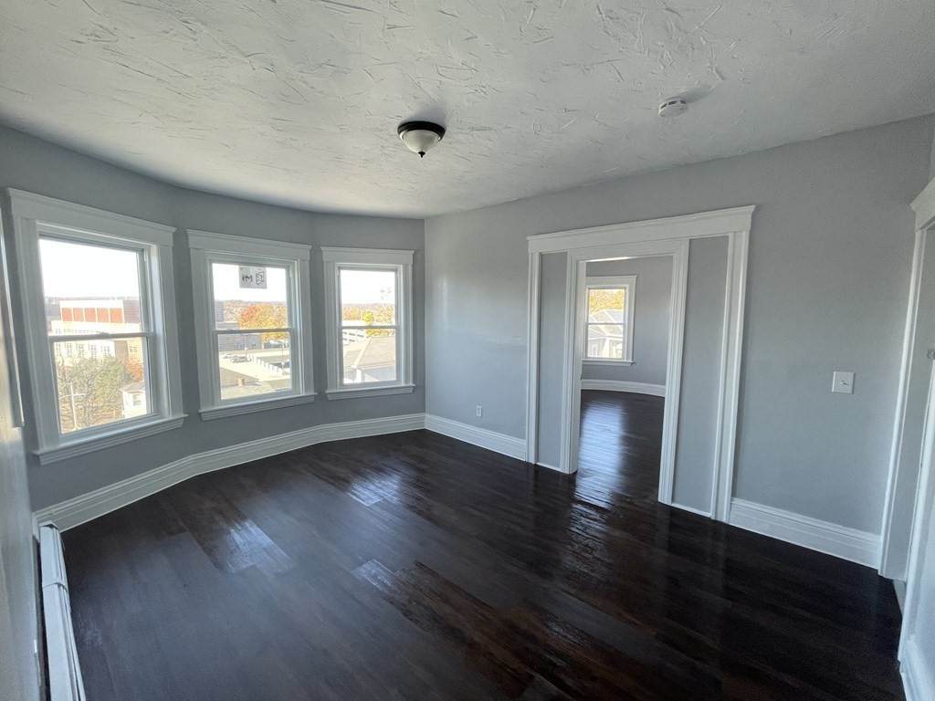 158 Belmont - Photo 1