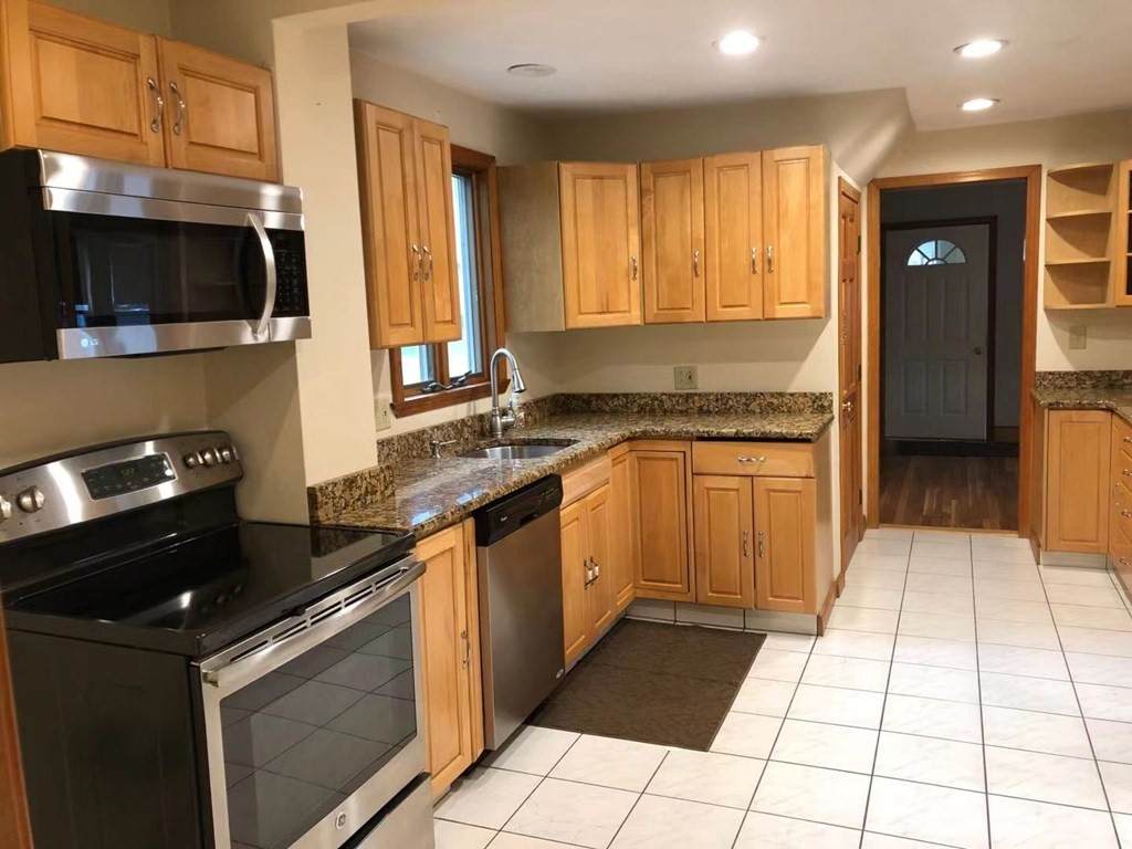 46 Blossom St - Photo 1