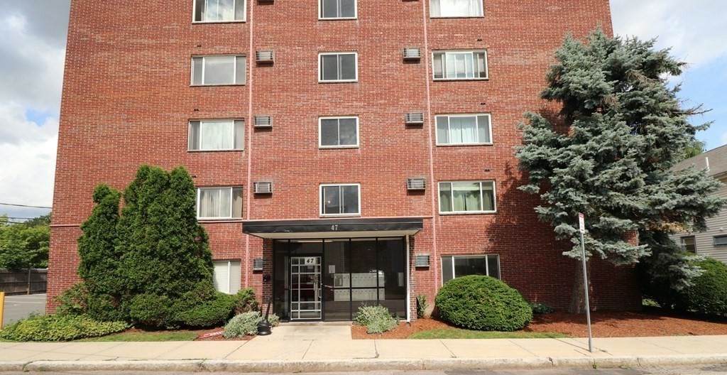 47 Homer Ave - Photo 1