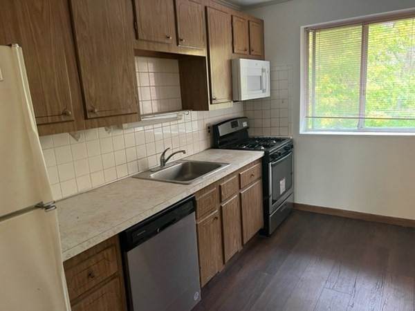 12 Bayberry Dr - Photo 1