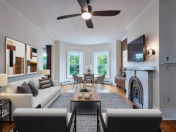 688 Tremont - Photo 1