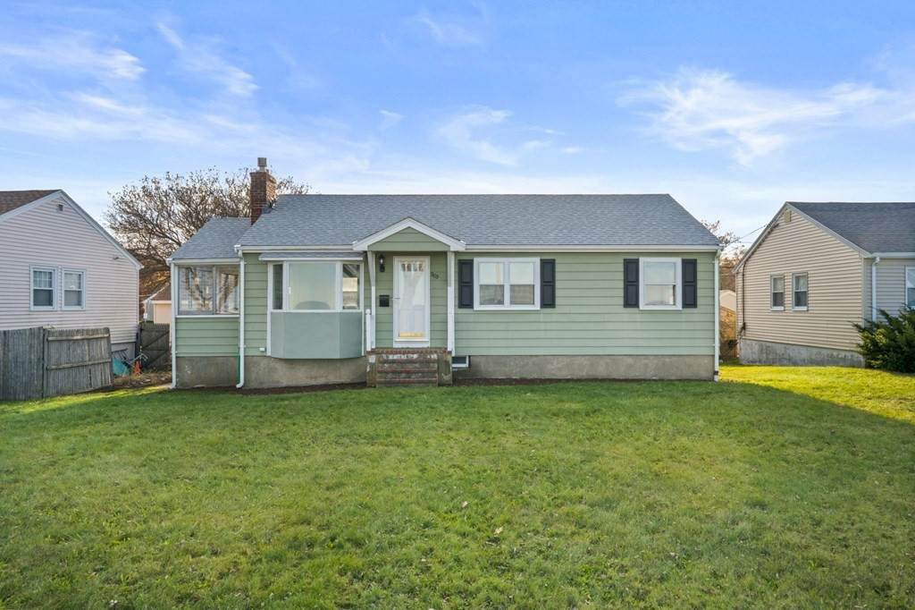 969 Quincy Shore Dr - Photo 1