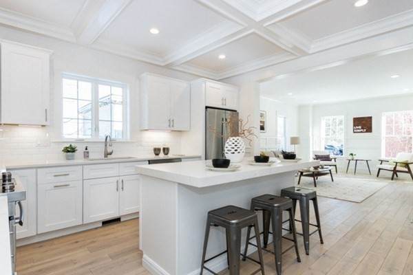 205 Crafts St - Photo 1