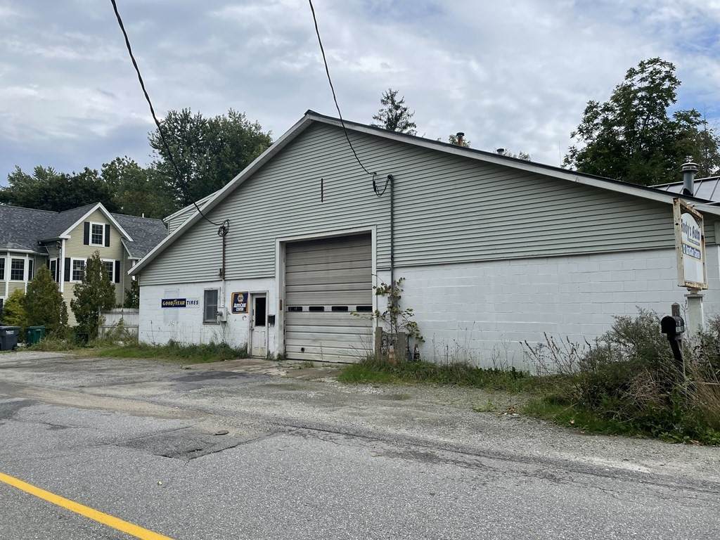 28 Willowdale Rd - Photo 1
