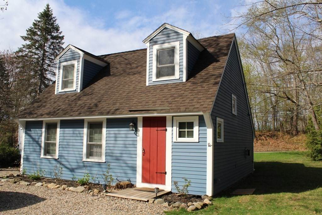 134 King St - Photo 1