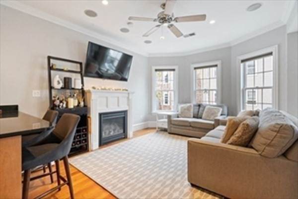 8 Douglas St - Photo 1