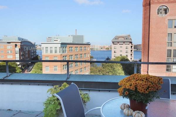 376 Commercial Street - Photo 1
