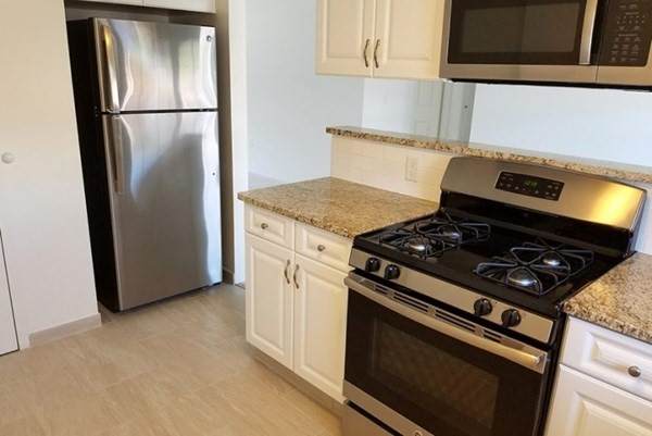 200 Bedford - Photo 1
