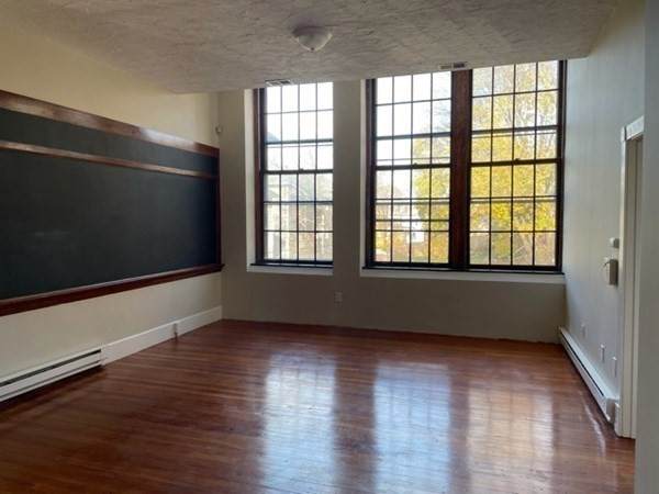 31 Elizabeth - Photo 1