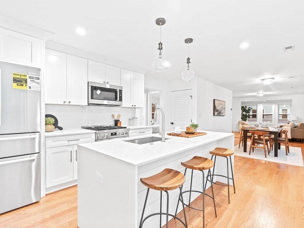 60 Governor Winthrop Rd - Photo 1