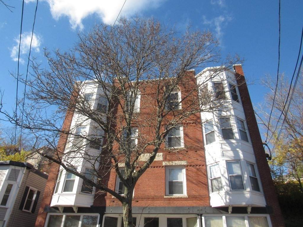 77 River St - Photo 1