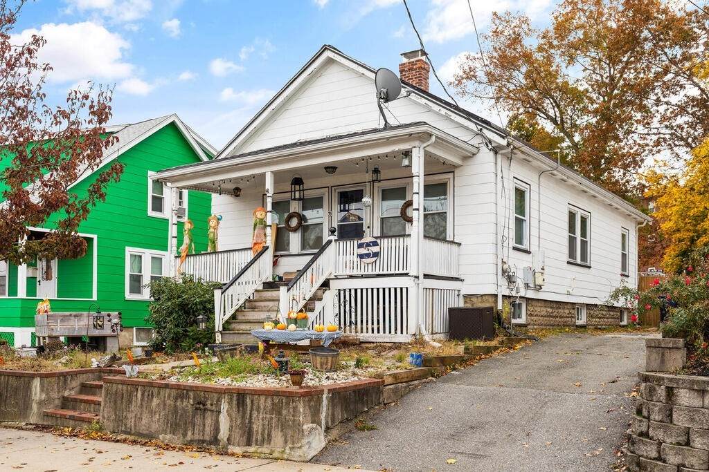39 Fuller St - Photo 1