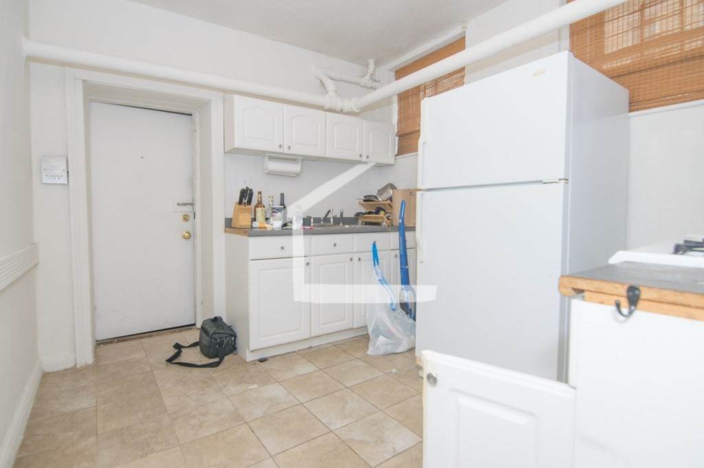 48 Brighton Ave - Photo 1