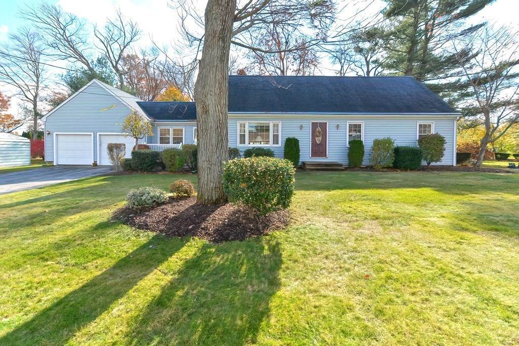 41 Raymond Drive - Photo 1