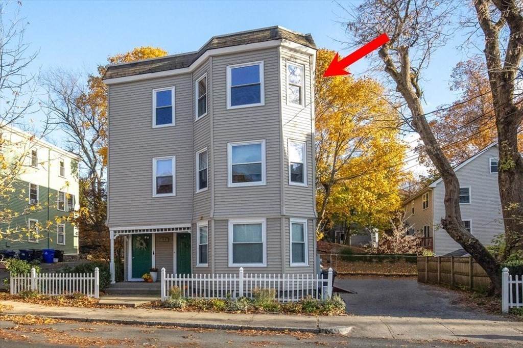 5-7 Bearse Ave - Photo 1