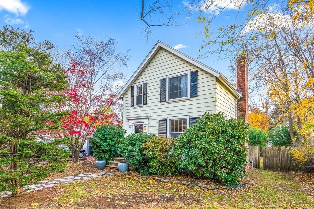 113 Hopkins Street - Photo 1