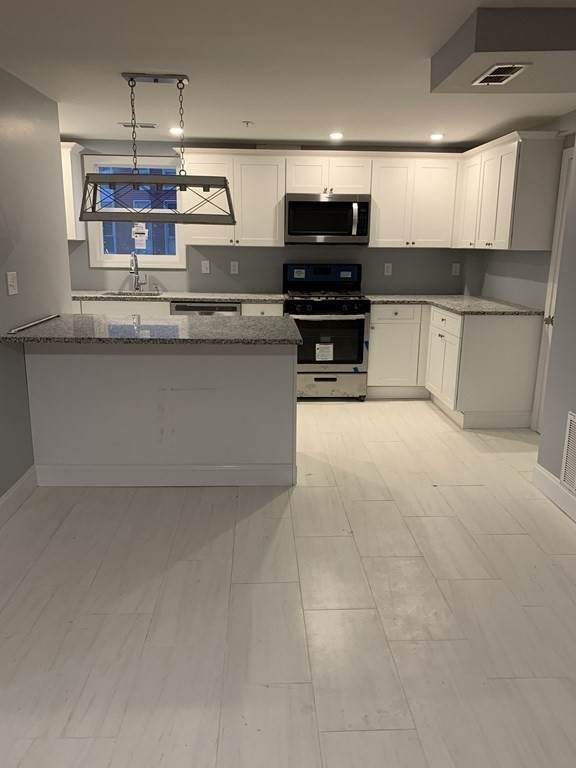 12 Waverley St - Photo 1
