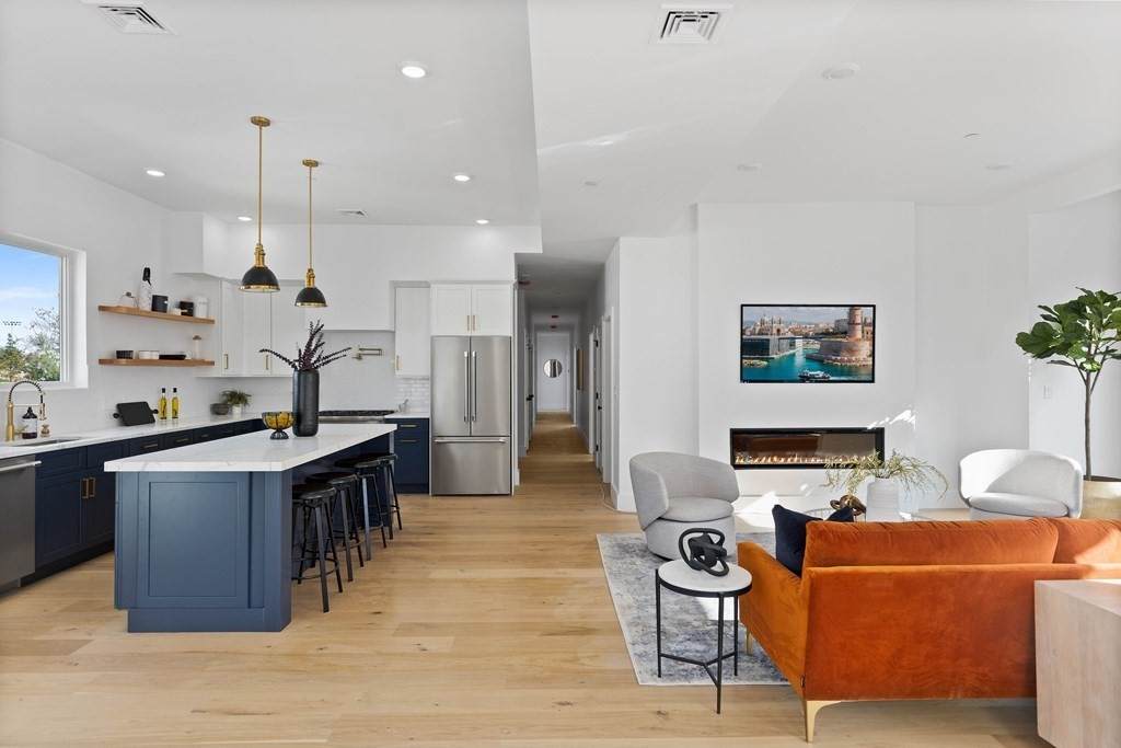32 Murdock - Photo 1