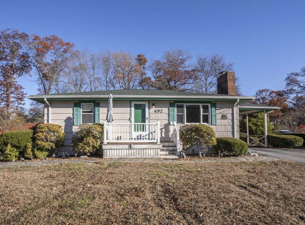 492 Plain St - Photo 1