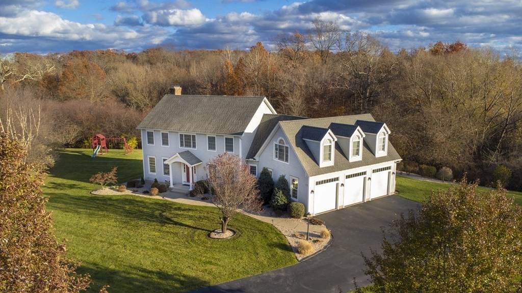 37 Windbrook Dr - Photo 1